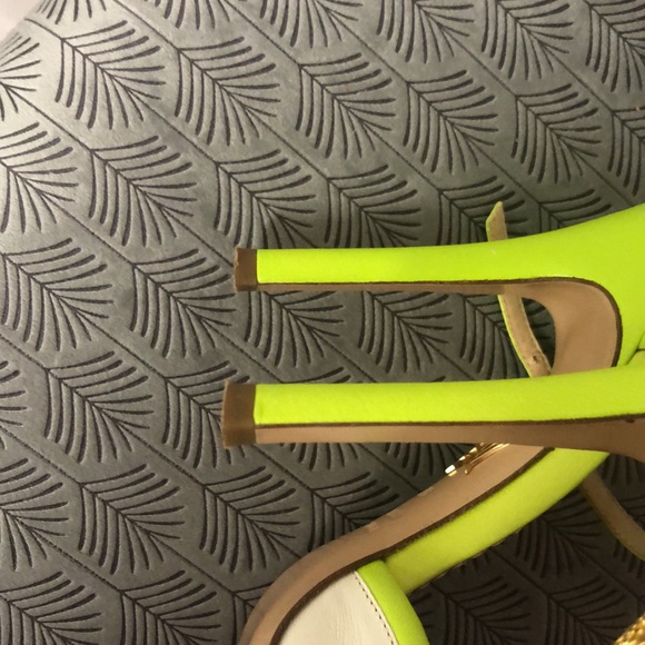 Charlotte Olympia t-strap heels - Picture 7 of 9